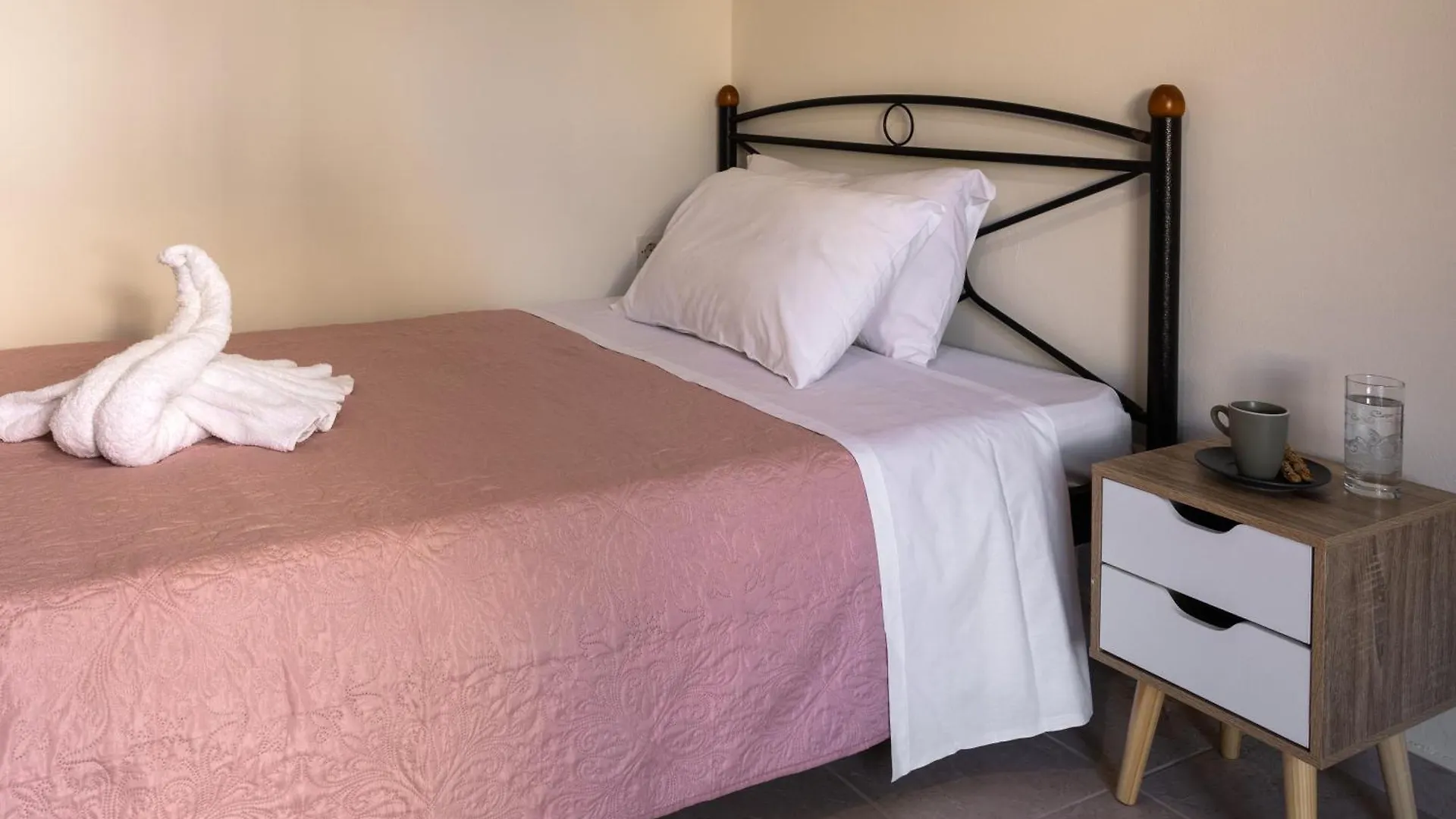 Pavlos Apartments Argostolion